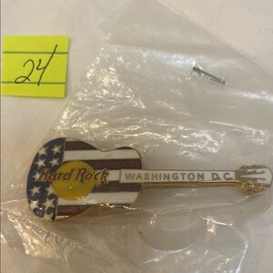 Hard Rock Cafe Washington D.C. Guitar Pin